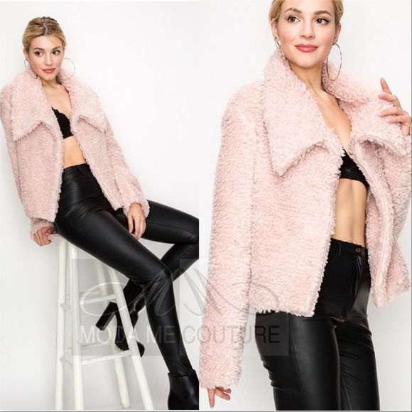 MODA ME COUTURE Jackets & Blazers - ANGIE Blush Faux Fur Coat